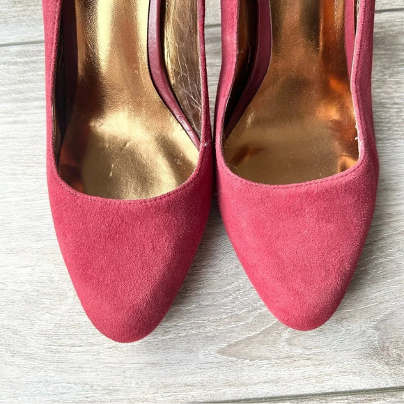 Charles David Burgundy Suede Leather  Pumps - Picture 4 of 15